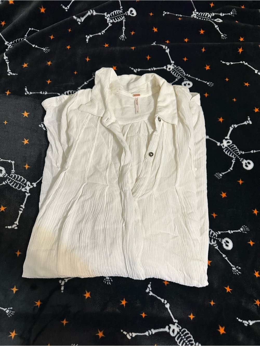 Women’s Lightweight Crinkle Button-Front - White